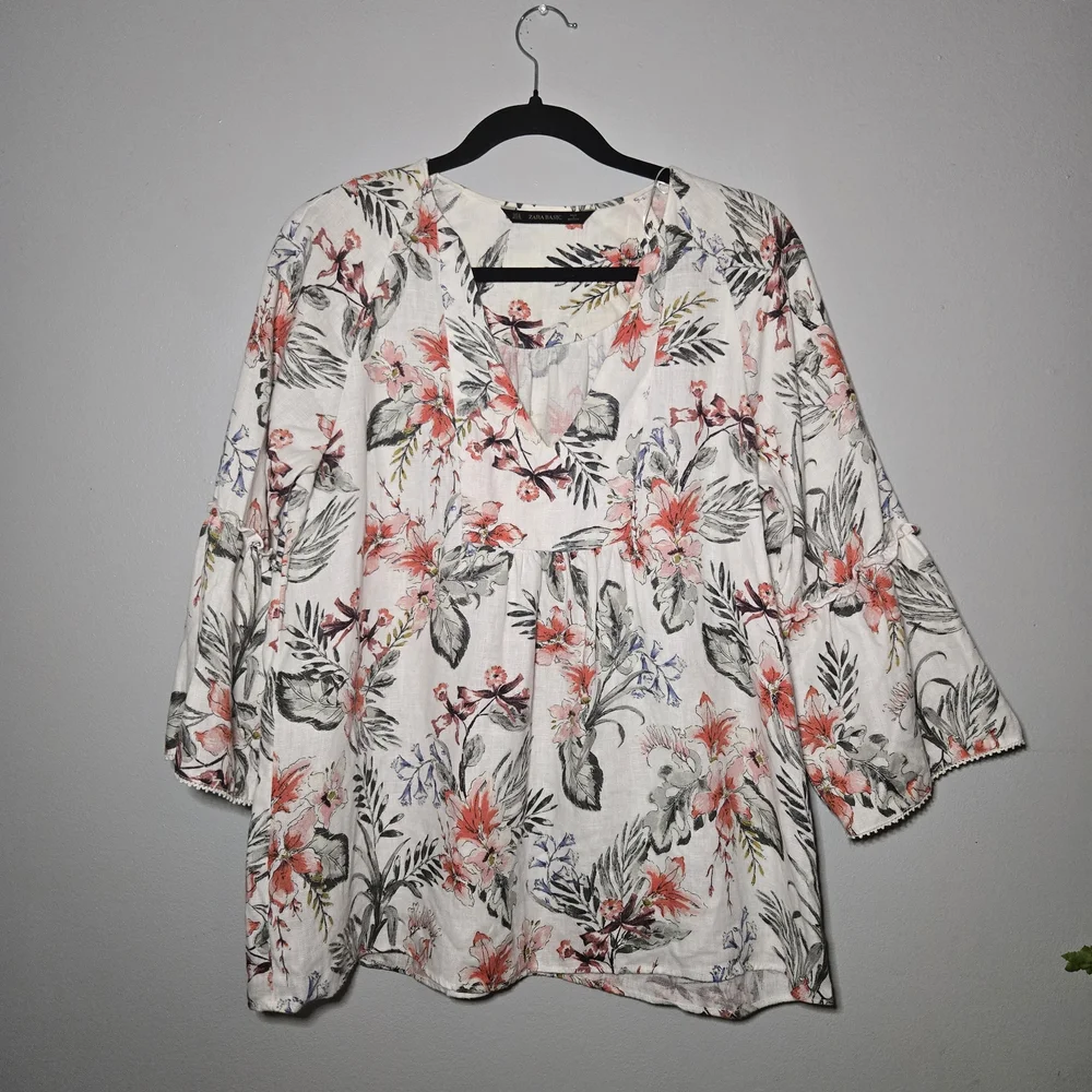 Zara Basic‎ Floral Peplum Blouse V-Neck Long Sleeve Size Medium